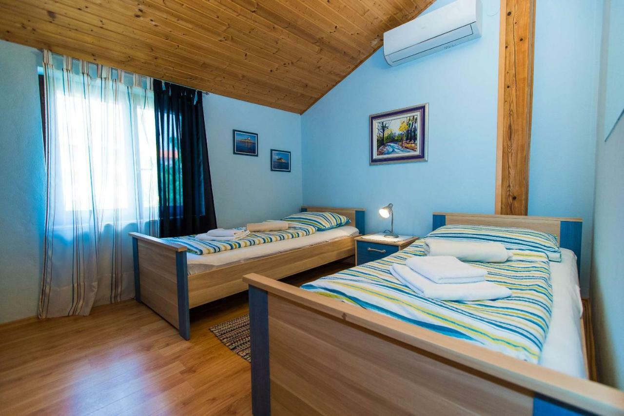 Apartments Faro & Mondo Crikvenica Extérieur photo