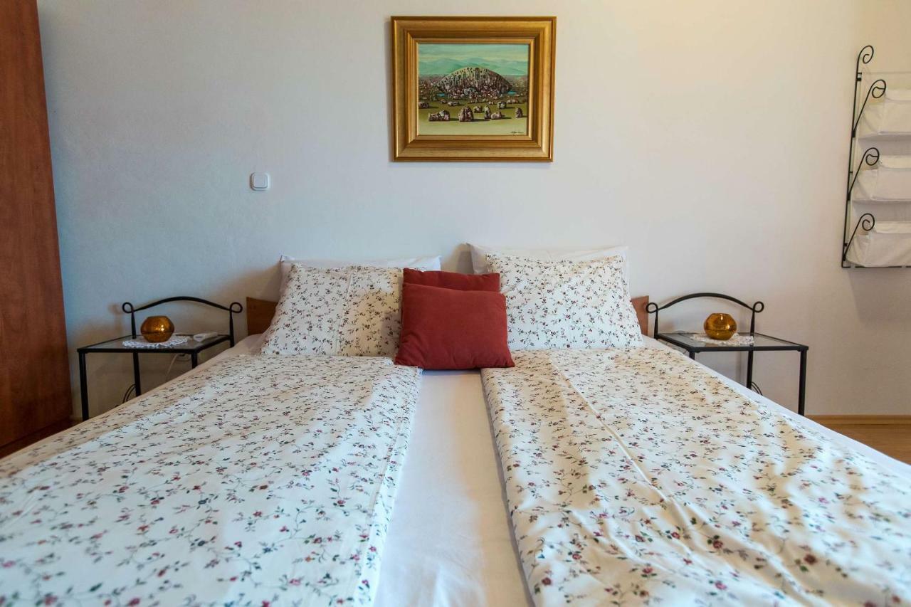 Apartments Faro & Mondo Crikvenica Extérieur photo